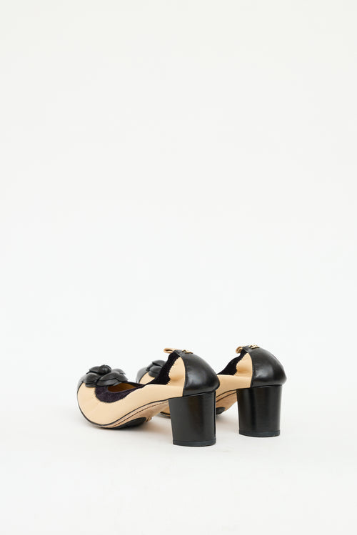 Chanel Beige 
Black Leather Camelia Heel