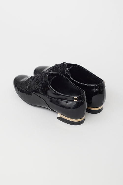 Chanel Black Patent Leather CC Pearl Heel Oxford