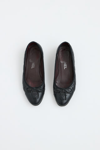 Chanel Black Leather Quilted Logo Flat