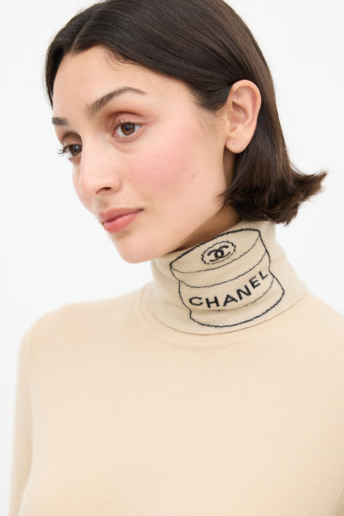 Chanel F/W 2004 Beige 
Black Cashmere Turtleneck