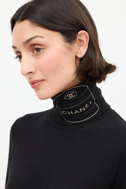 Chanel F/W 2004 Black 
Beige Cashmere Turtleneck