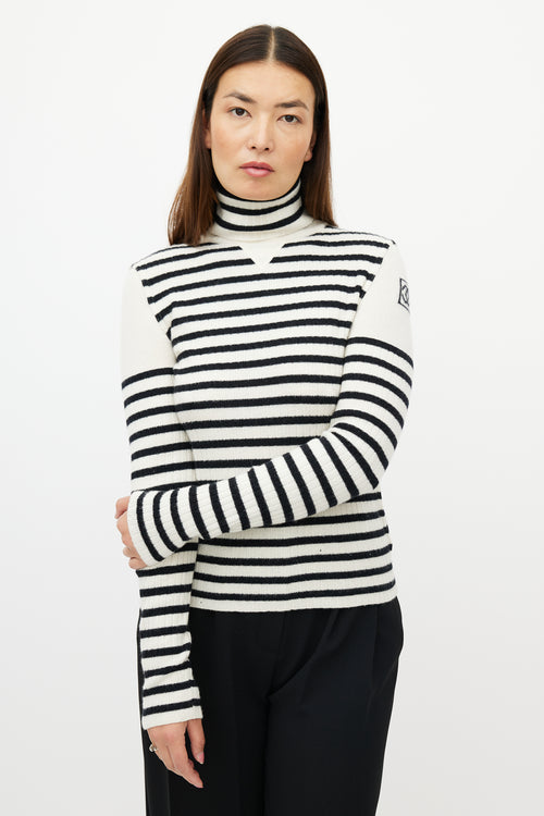 Chanel FW 2006 Cream 
Black Wool Striped Knit Turtleneck