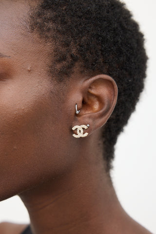 Chanel F/W 2021 Silver Faux Pearl Logo Earring