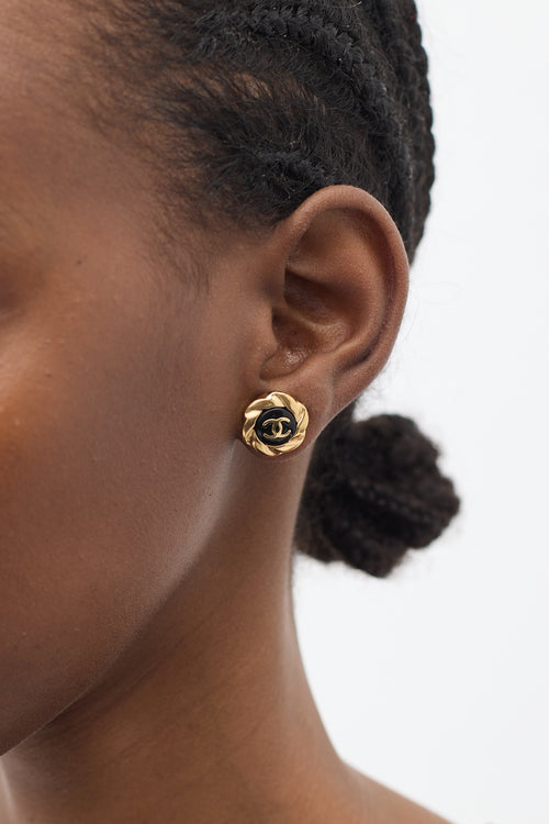 Chanel FW 2022 Gold 
Black CC Flower Stud Earrings