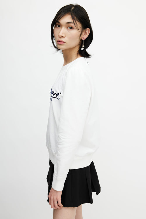 Chanel Fall Winter 2005 White 
Navy Logo Sweatshirt