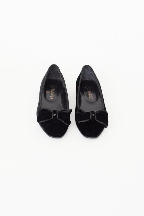 Chanel Fall 2004 Black Velvet Bow Ballet Flat