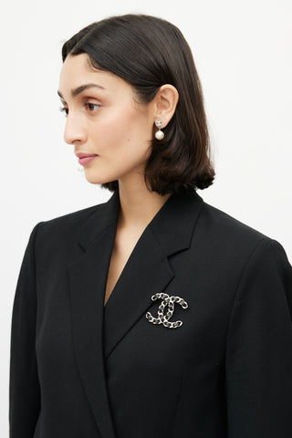 Chanel Gold 
Black Logo Chainlink Brooch