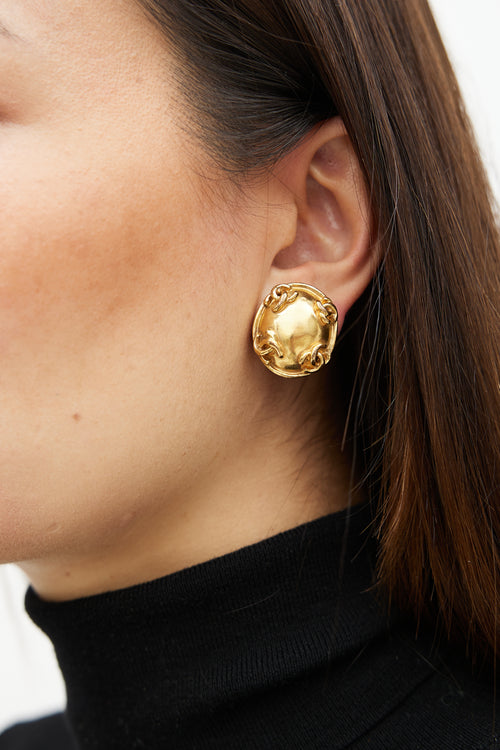 Chanel Gold CC logo Oval Earring