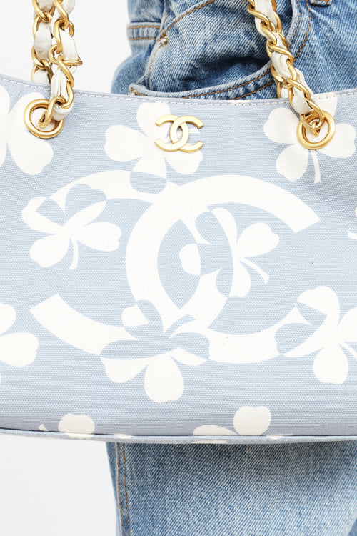 Light Blue 
White Clover Canvas Shoulder Bag