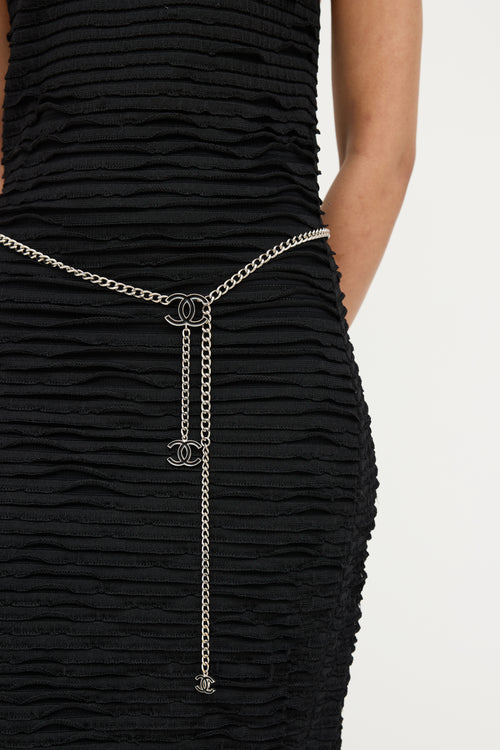 Chanel FW 2020 Silver 
Black Logo Chain Belt