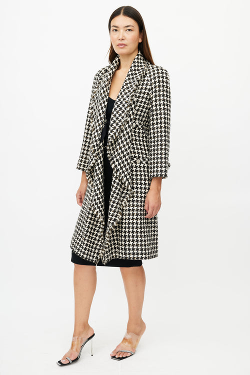 Chanel Spring 2006 Black 
White Silk Houndstooth Coat