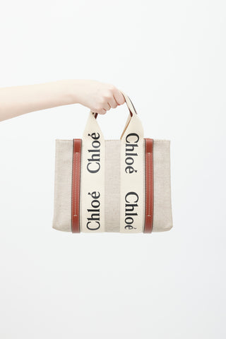 Chloé Beige 
Brown Logo Woody Tote