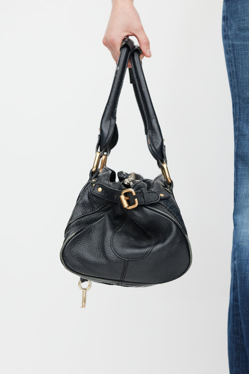 Chloé Black 
Gold Leather Paddington Bag