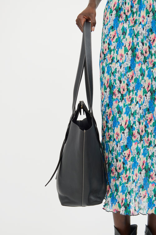 Chloé Black 
White Leather Darryl Tote