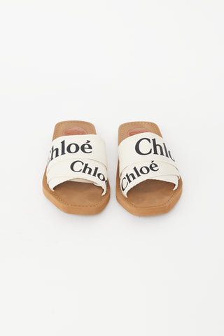 Chloé Beige 
Brown Woody Flat Slide