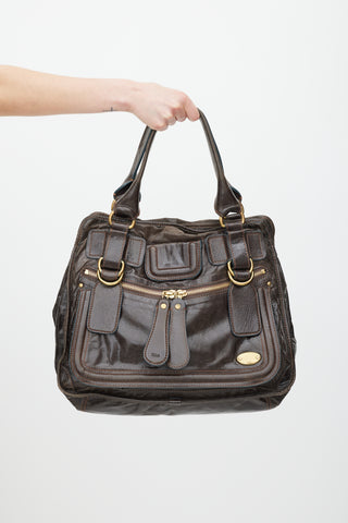 Chloé Brown 
Gold Leather Bay Bag