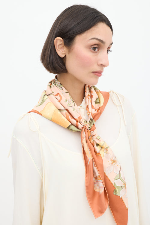 Chloé Orange 
Multicolour Silk Floral Scarf