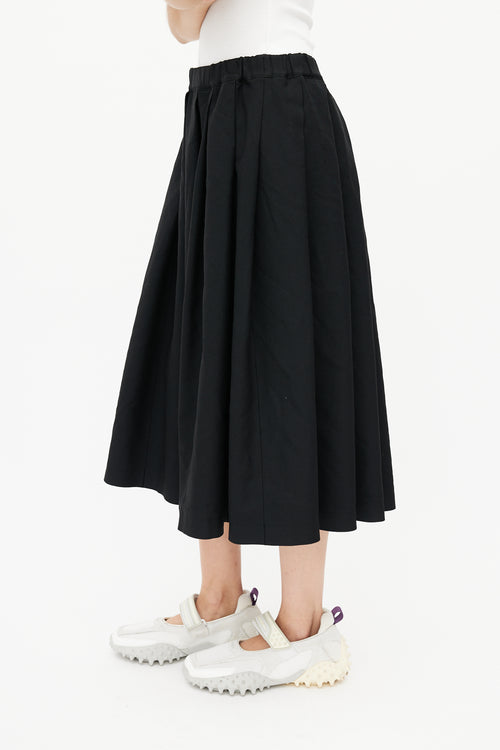 Comme des Garçons BLACK Black Pleated Midi Skirt