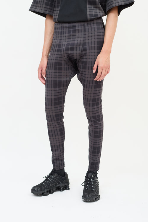 Comme des Garçons FW 2021 Black 
Dark Grey Check T-Shirt 
Pants Co-Ord Set