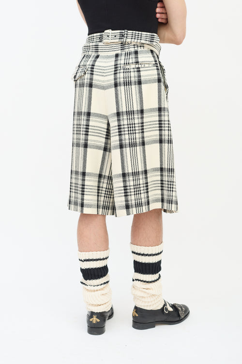 Comme des Garçons FW 2021 Cream 
Black Check Box Pleated Shorts