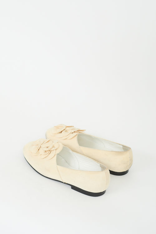 Comme des Garçons Cream Suede Flower Flat