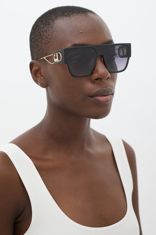 Dior Black 
Gold 30Montaigne SU Square Sunglasses