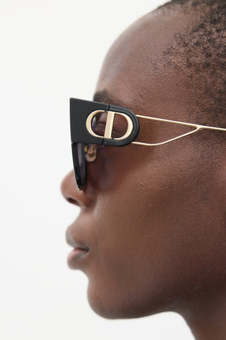 Dior Black 
Gold 30Montaigne Sunglasses