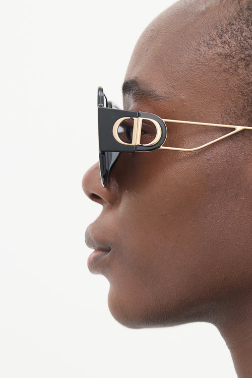 Dior Black 
Gold 30Montaigne SU Square Sunglasses