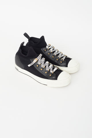 Dior Black Knit 
Leather Walk
N
Dior High Top Sneaker