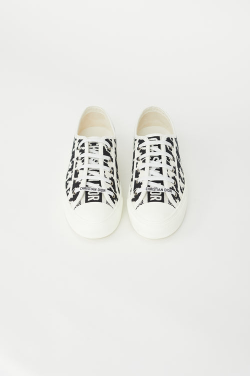 Dior Black 
White Walk
n
dior Woven Sneaker