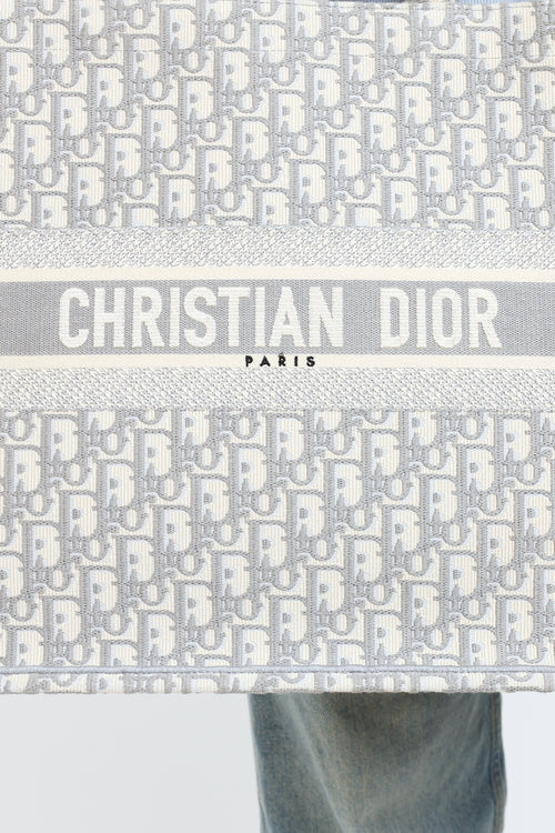 Dior 2022 Ecru 
Grey Oblique Dior Book Tote Bag