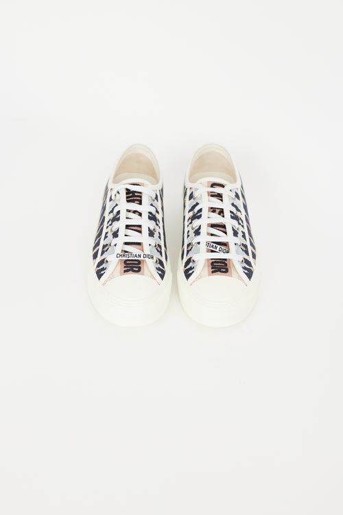 Dior Multicolour Canvas Walk
n
Dior Sneaker