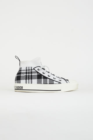 Dior Black 
White Walk
n
Dior Check Sneaker