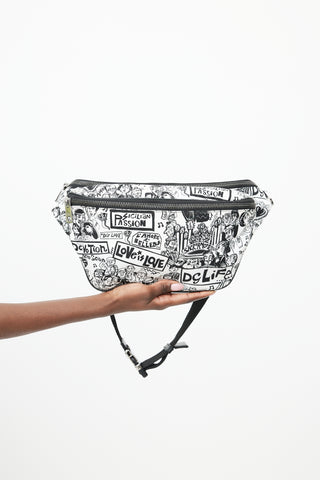 Dolce 
Gabbana Black 
White Comic Belt Bag