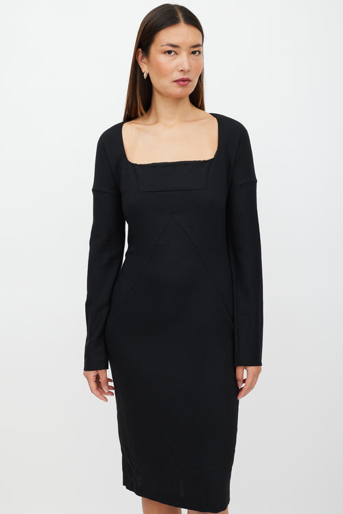 Dolce 
Gabbana Black Wool Long Sleeve Dress