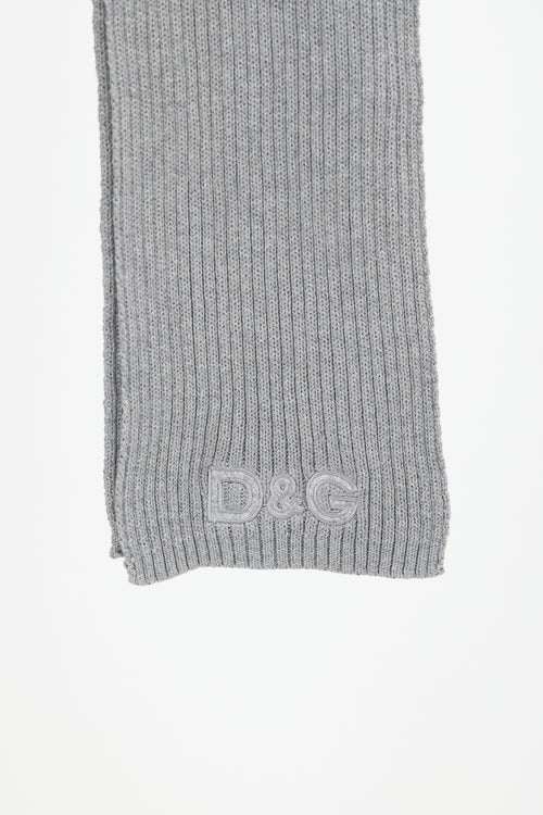 Dolce 
Gabbana Grey Ribbed Knit Logo Scarf