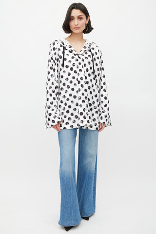 Dolce 
Gabbana White 
Black Polka Dot Rain Cape