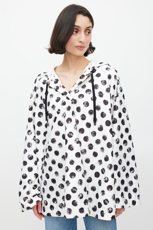 Dolce 
Gabbana White 
Black Polka Dot Rain Cape