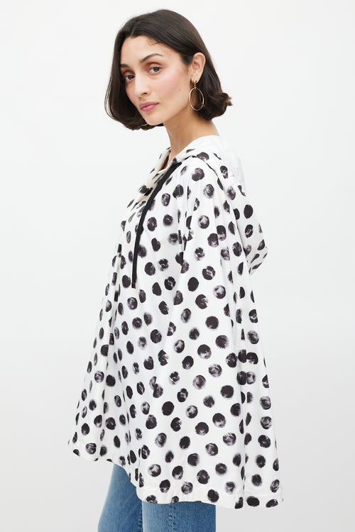 Dolce 
Gabbana White 
Black Polka Dot Rain Cape