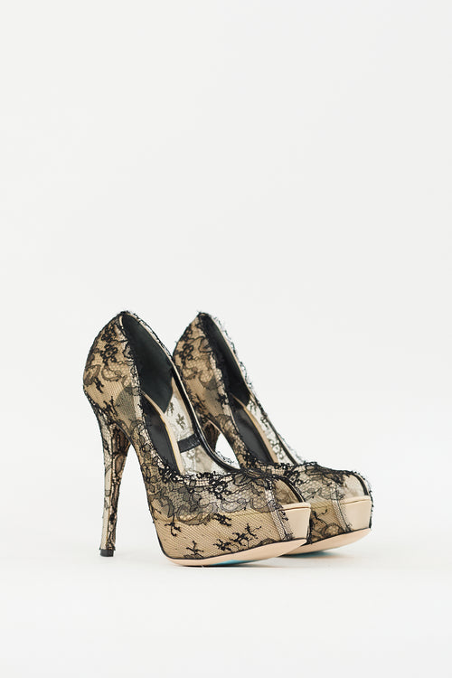 Dolce 
Gabbana Black 
Cream Lace Platform Pump