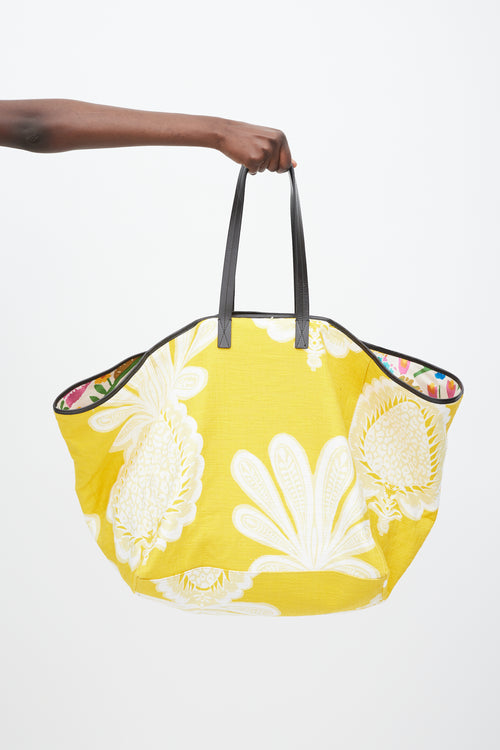 La DoubleJ Yellow 
White Floral Tote