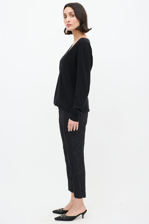 Dries Van Noten Black Cashmere 
Silk V-Neck Sweater