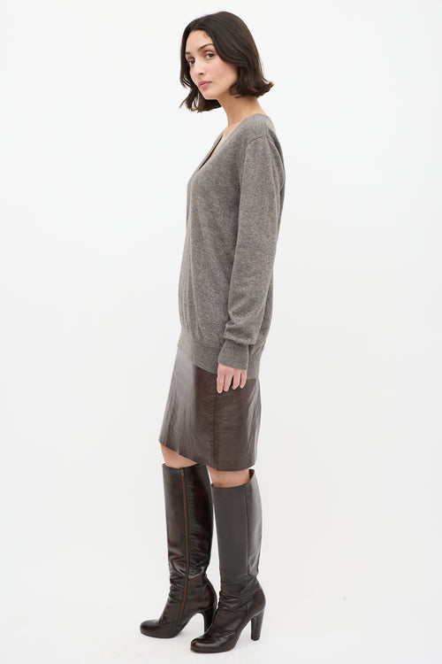 Dries Van Noten Grey Cashmere 
Silk V-Neck Sweater