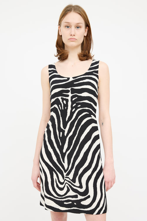 Escada Black 
White Print Shift Dress