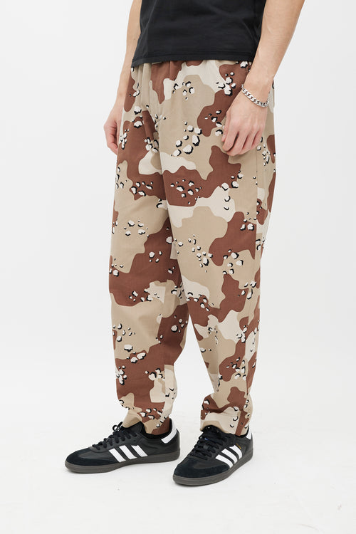 Etudes Beige 
Brown Desert Camo Jogger Pant