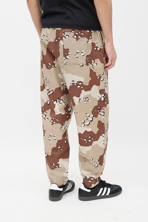 Etudes Beige 
Brown Desert Camo Jogger Pant