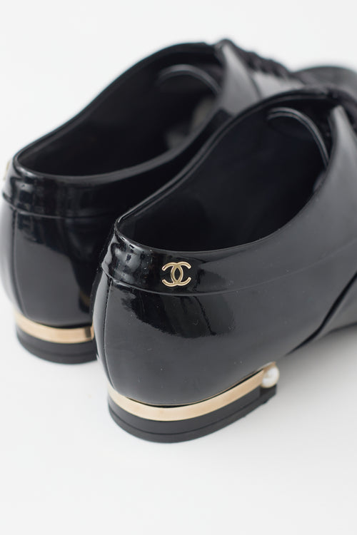 Chanel Black Patent Leather CC Pearl Heel Oxford