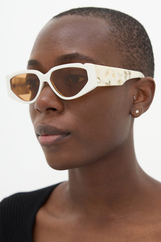 Fenty FY400141 Rectangular Sunglasses