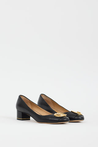 Ferragamo Black Leather Fiamma Hardware Pump