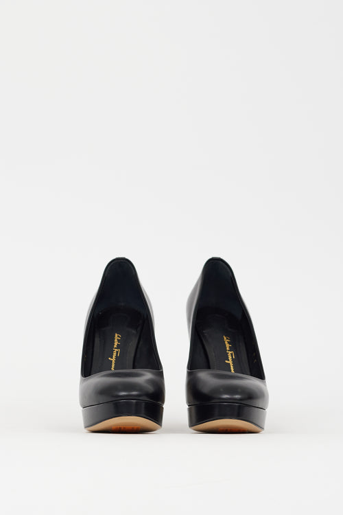 Ferragamo Black Leather Platform Pump